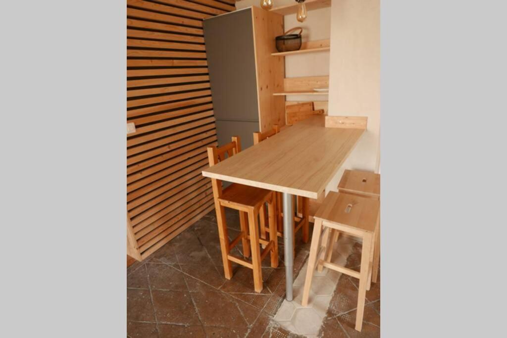 Joli Appartement Confortable Renove Style Cosy Saint-Martin-de-la-Porte Eksteriør bilde