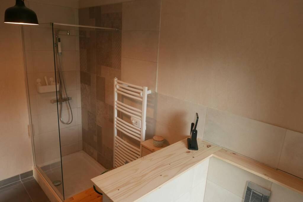 Joli Appartement Confortable Renove Style Cosy Saint-Martin-de-la-Porte Eksteriør bilde